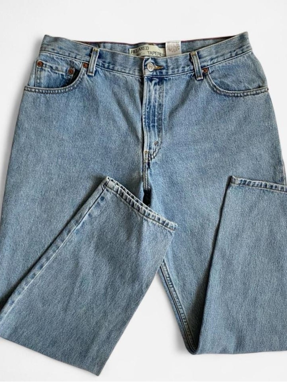 Vintage Levi’s straight leg jeans